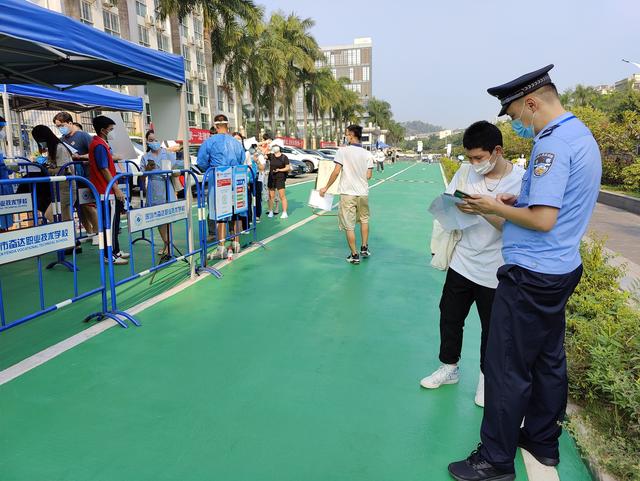 法考什么时候考，法考考试时间（2022“法考”过万人在深圳开考）