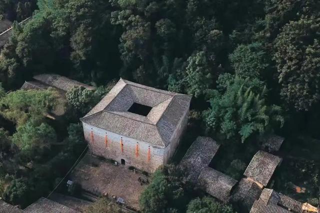 江西有哪些好玩的旅游景点，江西比较好的旅游景点推荐（江西最不能辜负的6个浪漫古城）