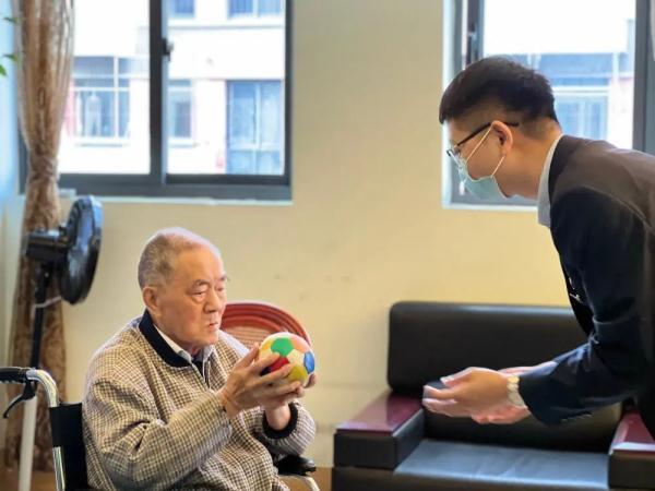 18厘米是几寸，18厘米长的照片是几寸（\