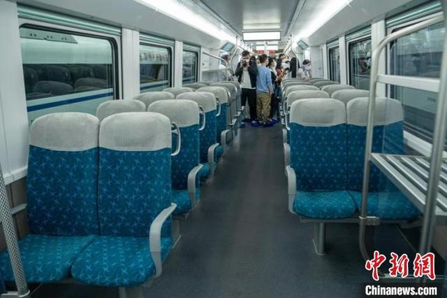 地铁时速一般是多少，南京地铁时速一般是多少（时速160公里的轨道交通19号线二期列车正式亮相）
