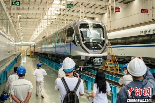 地铁时速一般是多少，南京地铁时速一般是多少（时速160公里的轨道交通19号线二期列车正式亮相）