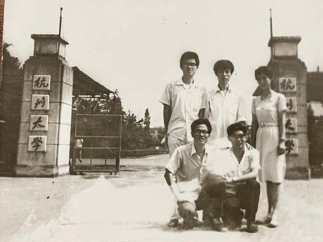 混合运算手抄报，怎样办好数学手抄报（我的高考“前事”——一个年级与一个时代的故事）
