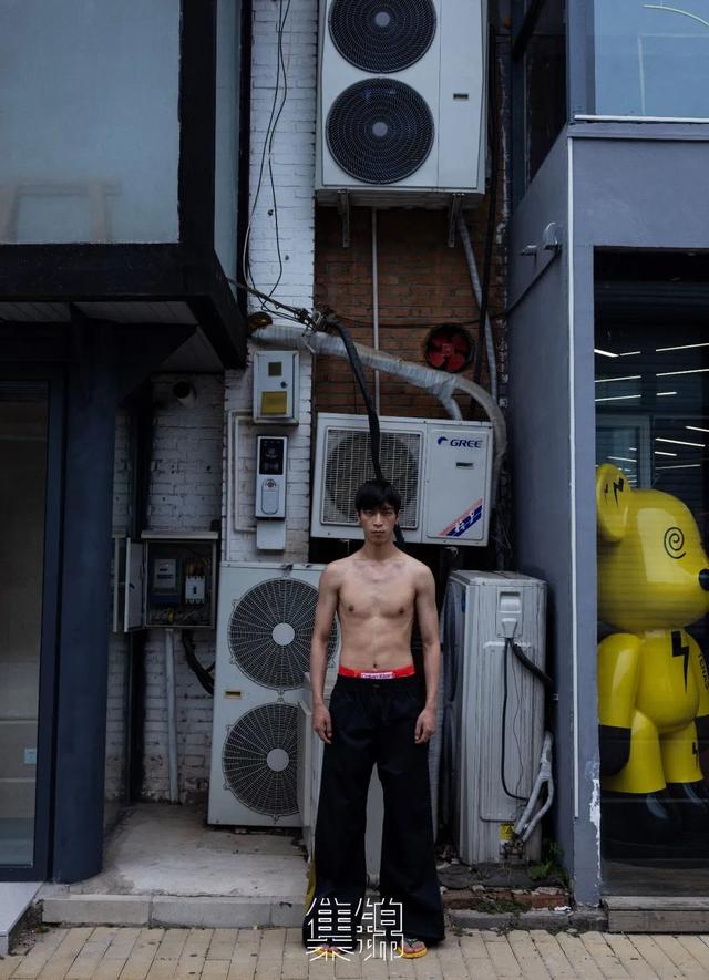 受之父母的前一句是什么，身体发肤受之父母是什么意思（身体是他们的职业载体）