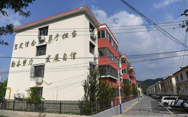 千年之后的你会在哪里是什么歌，千年之后的你会在哪里什么歌（京西这个山水之间的小村庄恢复生机）