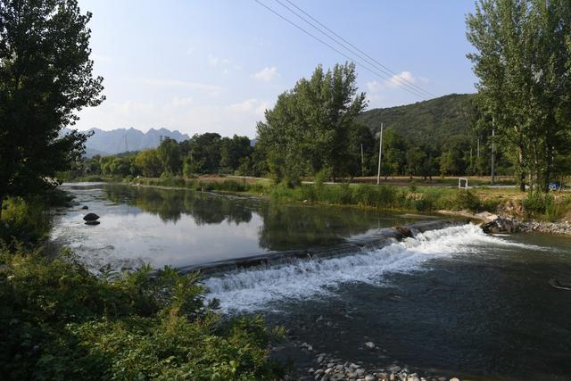 千年之后的你会在哪里是什么歌，千年之后的你会在哪里什么歌（京西这个山水之间的小村庄恢复生机）