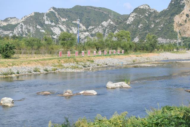 千年之后的你会在哪里是什么歌，千年之后的你会在哪里什么歌（京西这个山水之间的小村庄恢复生机）