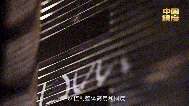 头发丝直径大约多少mm，怎样测量头发丝的直径（千吨大国重器演绎“平衡之舞”）