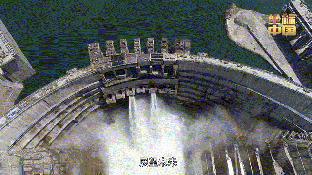 头发丝直径大约多少mm，怎样测量头发丝的直径（千吨大国重器演绎“平衡之舞”）