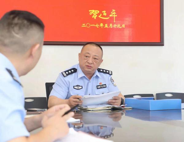 功夫不负有心人的意思是什么，功夫不负有心人的意思是什么100字（凶手在被害人忌日落网）