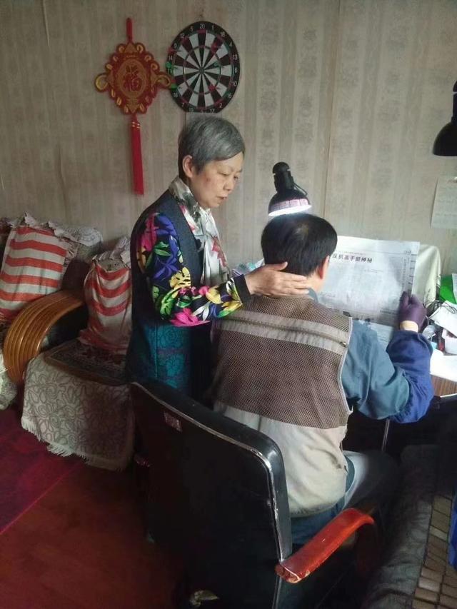 八月份有几个星期零几天，八月份有几个星期零几天十二月份有几个星期零几天（一场始于暮年的漫长搏斗）