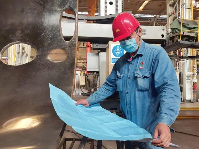 如何理解党员的基本条件，怎样理解党员的基本条件（什么是真正的共产党员）