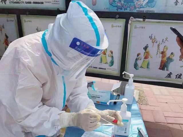 如何理解党员的基本条件，怎样理解党员的基本条件（什么是真正的共产党员）