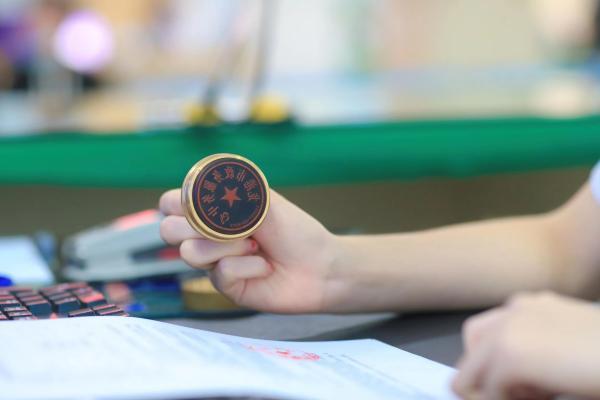 61年属什么生肖，61年属什么生肖配对（农民不再是卑微的代名词）