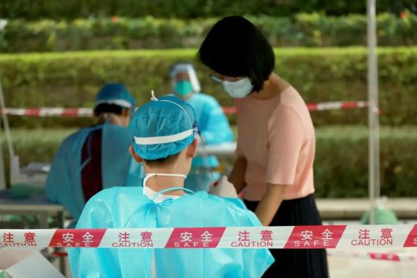 电光火石什么意思，石火光中争何事是什么意思（深圳77岁“法考”考生）