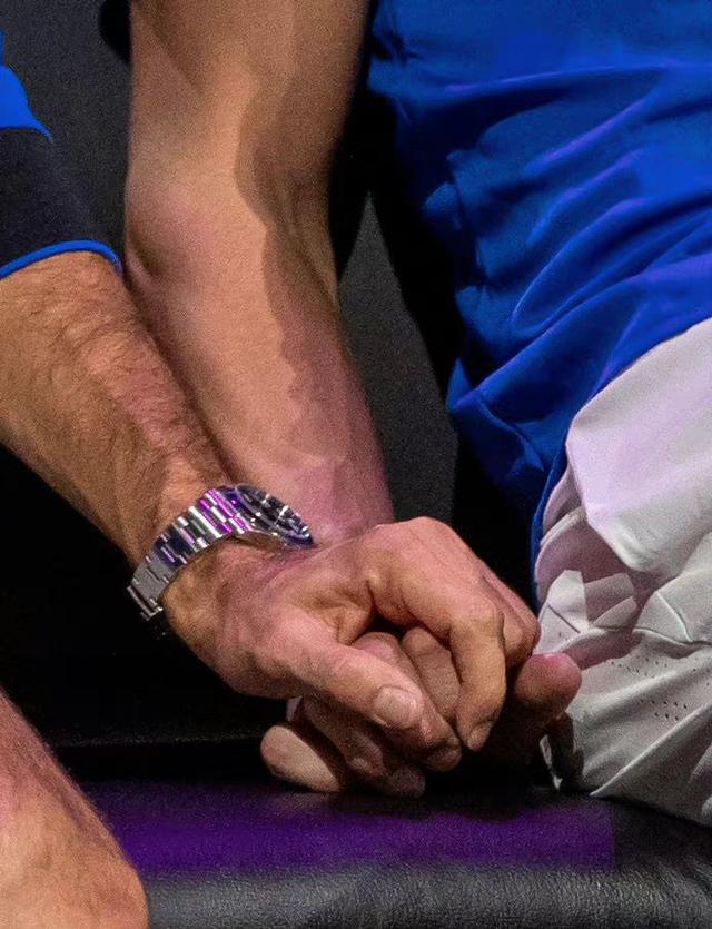 费德勒桑普拉斯，桑普拉斯和费德勒谁更强（费德勒退役纳达尔哭了）