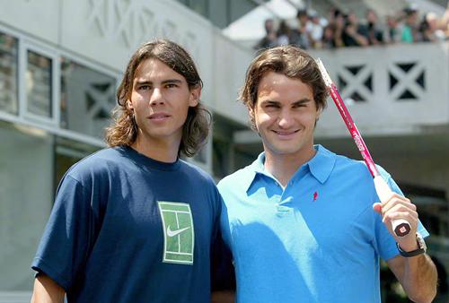 费德勒桑普拉斯，桑普拉斯和费德勒谁更强（费德勒退役纳达尔哭了）