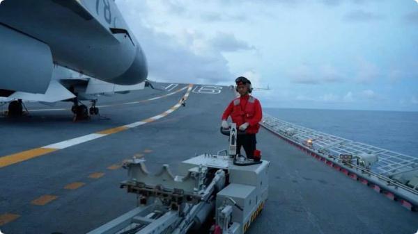 一切靠自己的网名，女人气质独特一点的网名（航母舰员给孩子取名）