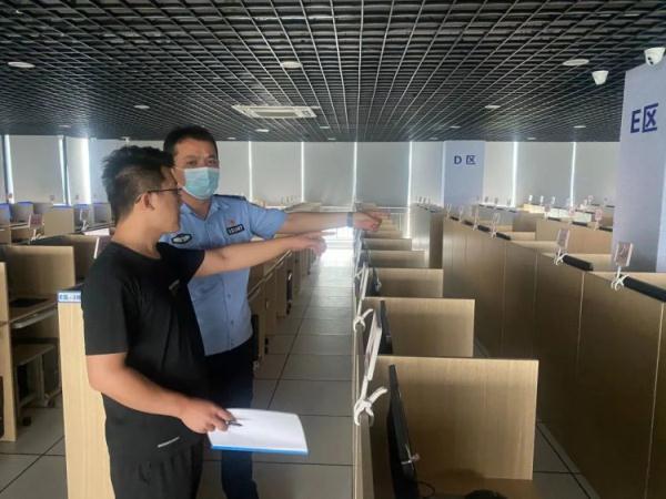 计算机的显示系统包括什么，计算机的显示系统包括什么和显示器（上机考试，鼠标竟会自己答题）