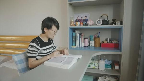忐忑的近义词，斥责的近义词语（现在压力给到爸爸这边……）