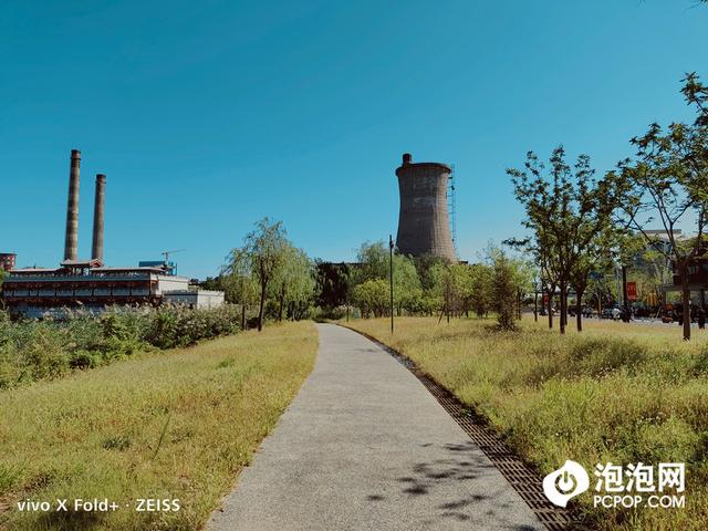 手机显示摄像头被占用怎么解决，oppo手机显示摄像头被占用怎么解决（Fold+评测：性能升级）