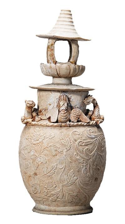 被誉为瓷都的景德镇位于哪个省，瓷都景德镇位于哪个省（瓷都赏瓷 玲珑万致）