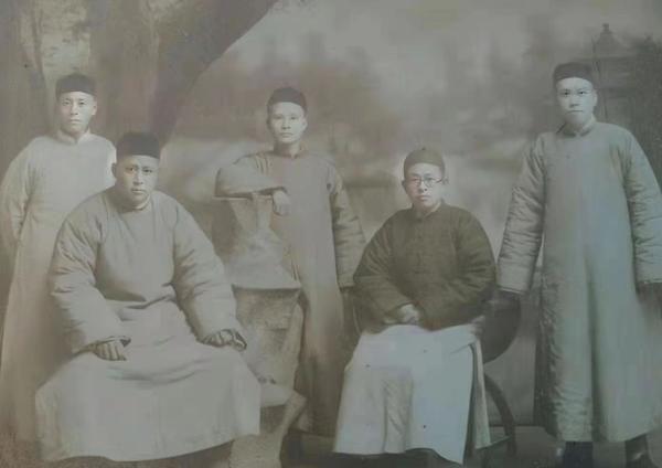 手机设置显示本机号码未知，为什么手机本机号码显示未知（重新发现“画中隐者”陈曙亭）