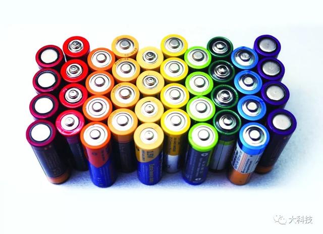 金属锂的用途，金属锂的用处（轻飘飘的金属锂）