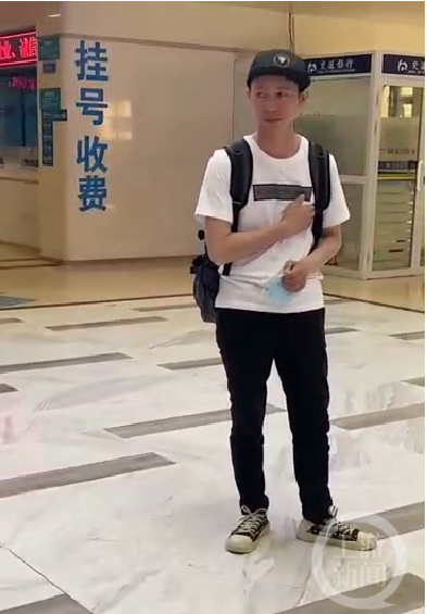 歌手庞麦郎近况如何，直播没挣到钱已回老家