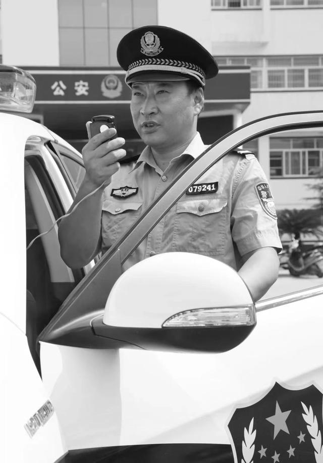 火车上无座的位置在哪，火车无座在哪站着（47岁的“铁牛”警察程凯）