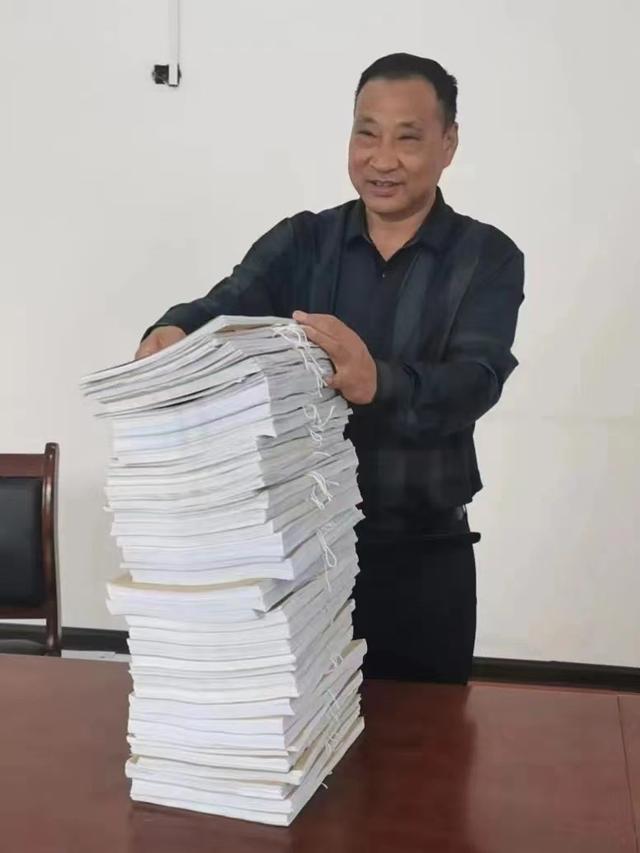 火车上无座的位置在哪，火车无座在哪站着（47岁的“铁牛”警察程凯）