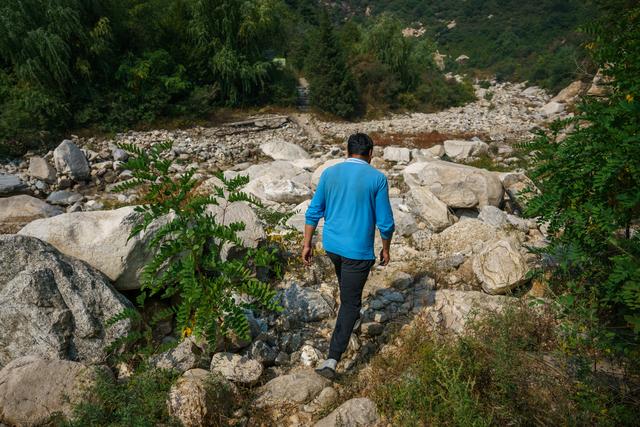 四大山是什么山，中国四大名山是什么（京郊老兵14年踏万里山路守护烈士墓）