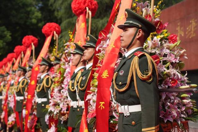 浙江革命烈士纪念馆，浙江革命烈士纪念馆位于哪里（浙江各地开展烈士纪念日系列活动）