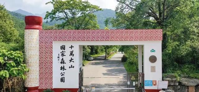 防城港市有哪些旅游景点呢，防城港市有哪些旅游景点呢自驾游（防城港这些景点安排上）