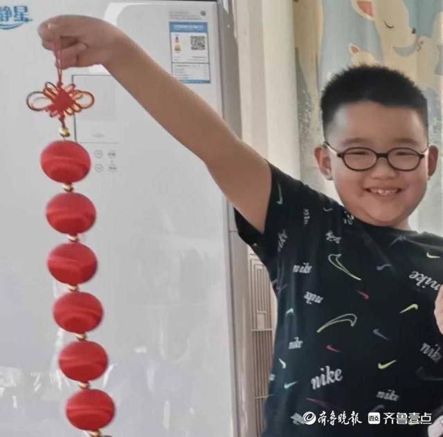 我和我的祖国绘画，我和我的祖国绘画怎么画（童心筑梦向祖国深情告白）