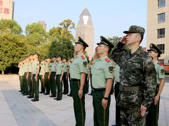 国庆节升旗仪式，国庆北京升旗仪式2020时刻表（各部队举行升旗仪式）