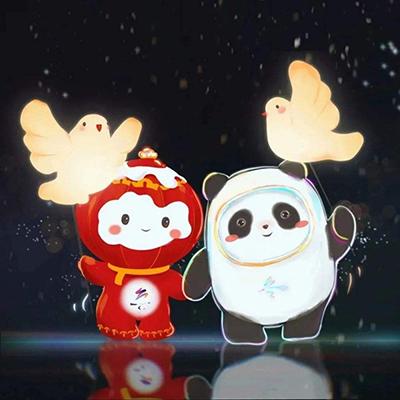 雪容融和冰墩墩，冰墩墩和雪容融是什么（“冰墩墩”“雪容融”还要一起向未来）