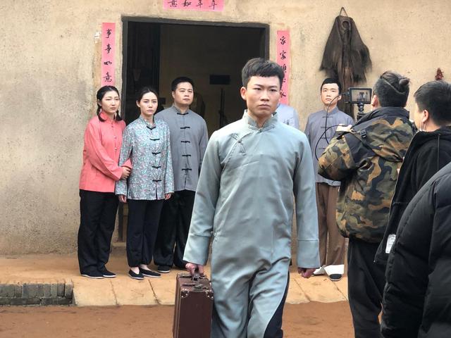 韩琦简介，韩琦是哪里人（，“95后”景区讲解员韩琦背下十万字讲解词，做红色守望者）