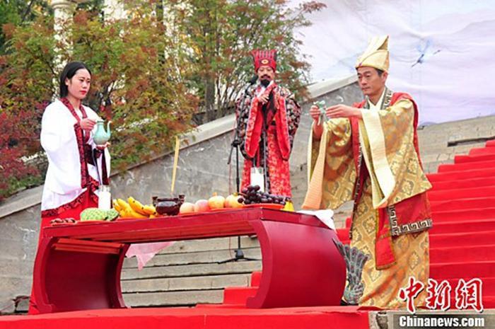 关于重阳节的风俗和来历，中国老人节的来历和起源介绍