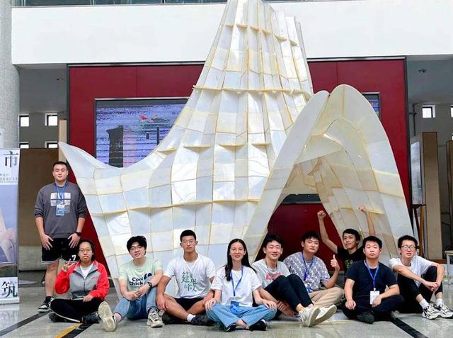 烟台大学建筑学院，烟台大学文经学院有哪些专业和院系-什么专业比较好（烟大学子在全省建造设计大赛中喜获佳绩）