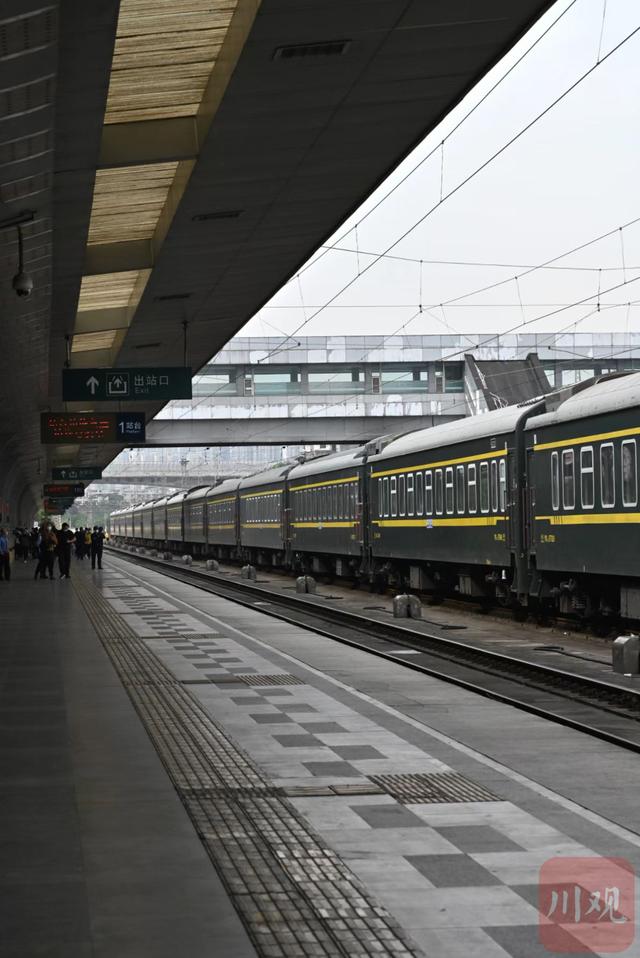 1,特写:后会有期,成都站