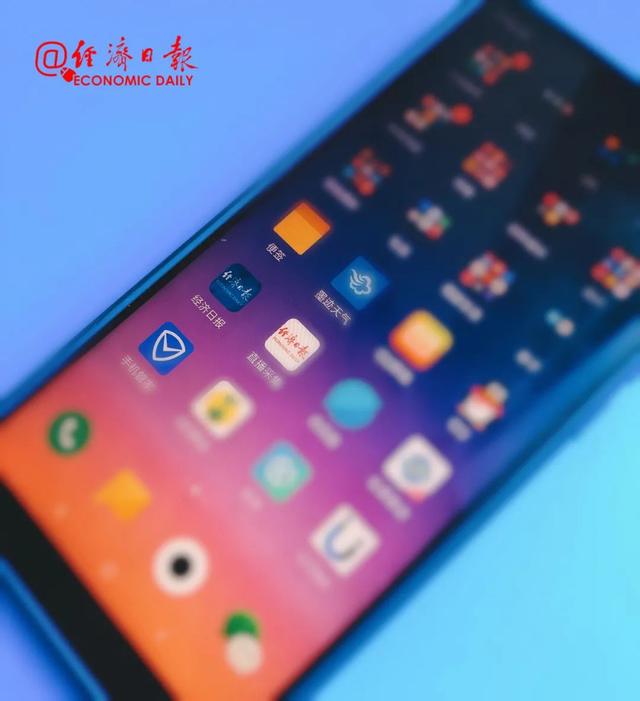 esim卡是什么意思，内置esim卡是什么意思（会取代SIM卡吗）