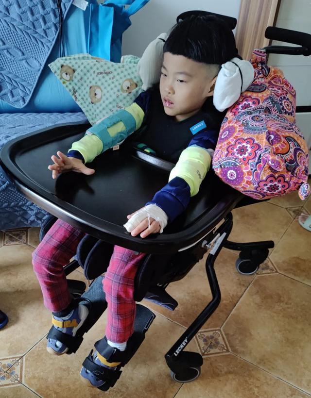 其他还是其它的区别，其他和其它的区别（一个家庭守护孩子的决心）