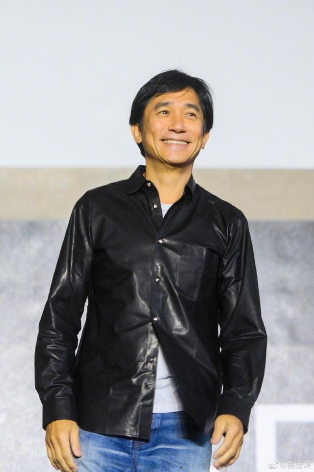 有人出暗花是什么意思，暗里藏花什么意思（演员有不同的阶段）