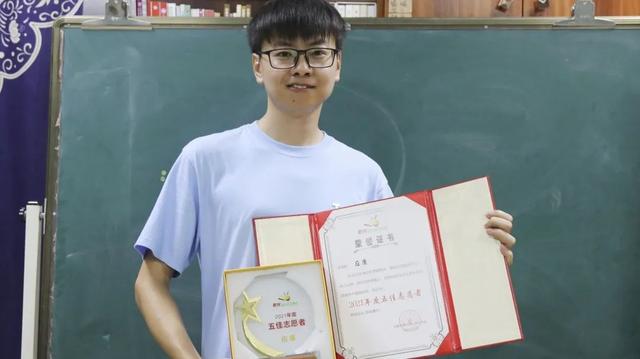 爱心行动的事情有哪些，爱心行动的事情有哪些呢（喜迎二十大·福鹅爱在行动）