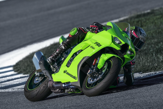 川崎zx-10r，新款川崎zx-10r跑山测评（川崎2023款Ninja）