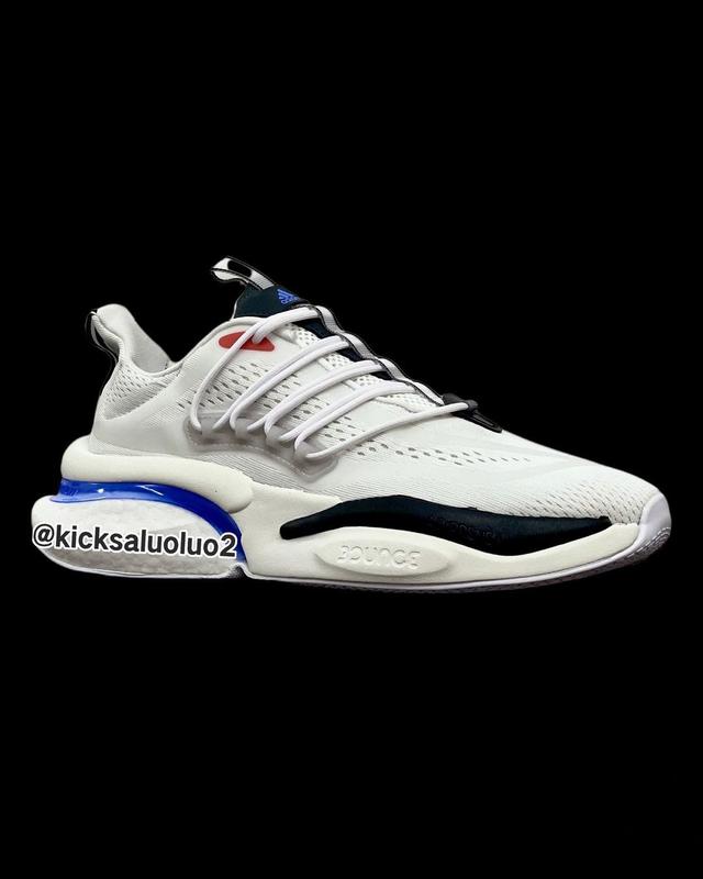 adidas 新旗舰跑鞋，最新跑鞋首次曝光