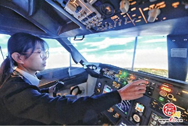 泉之航航空体验馆：在这里，体验现实版“冲上云霄”