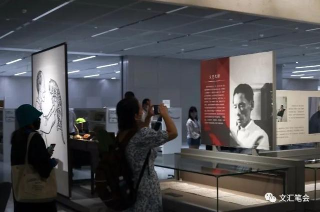 下列电影中有夏衍改编剧本的是，夏衍改编剧本的是哪一部作品（从手稿看夏衍怎样改编《祝福》）