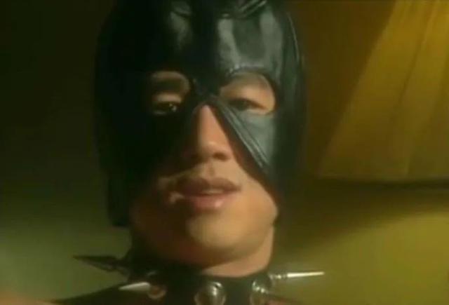 老八秘制小汉堡是什么梗，是不是就算蒂法来戴这个面具