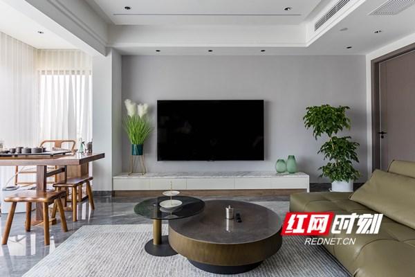 经济实惠的油烟机有哪些，普通家庭买什么价位的油烟机（这个好看价格还不贵）